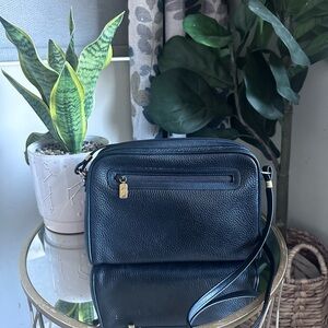 Gucci Vintage Leather Shoulder Bag